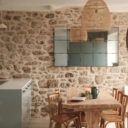 Holiday home Maison Renovee A 80m De La Plage, Charme Et Confort Saint-Jacut-de-la-Mer